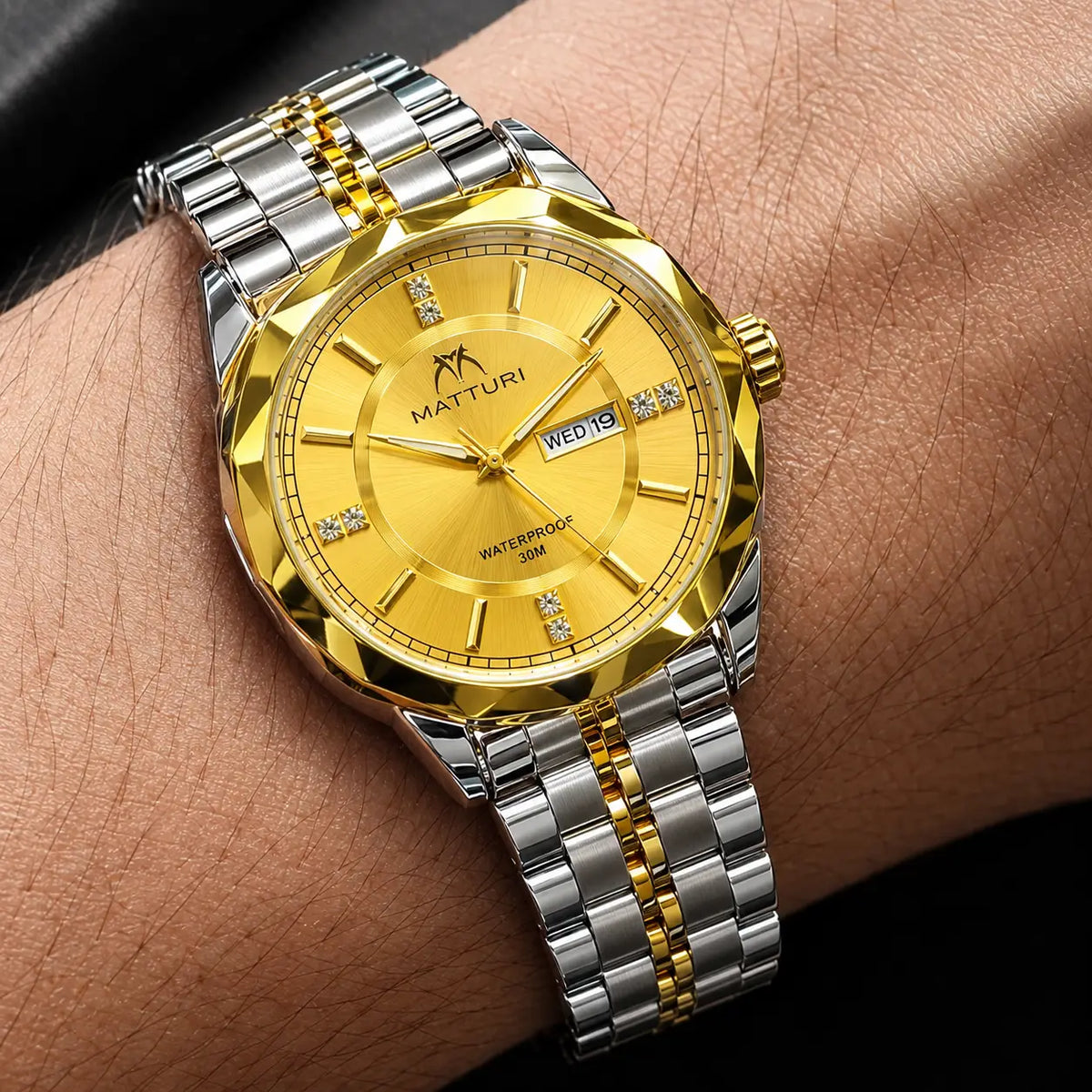 MATTURI™ Classic Day-Date Watch